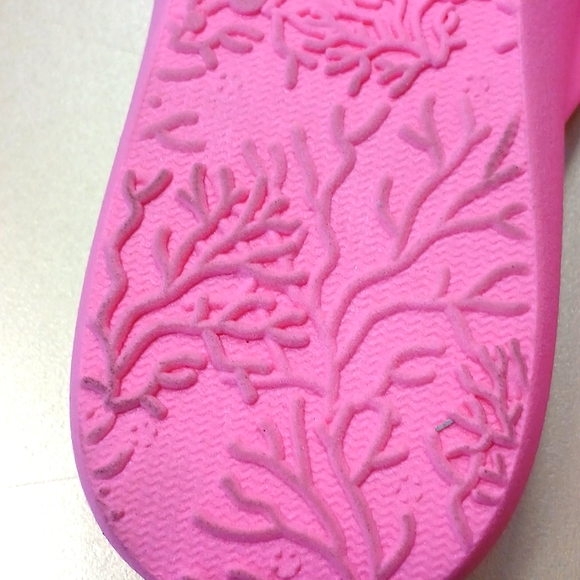 SALE NWT OKA b. Women's Chase Electric Pink Bow Stud Sandals - Picture 6 of 6